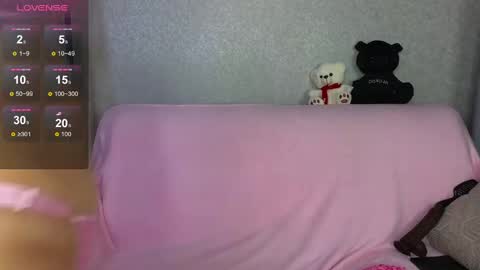 Emily Robbie online show from February 14, 2025, 8:48 pm