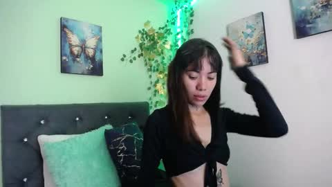 Emily online show from October 4, 2025, 2:37 pm
