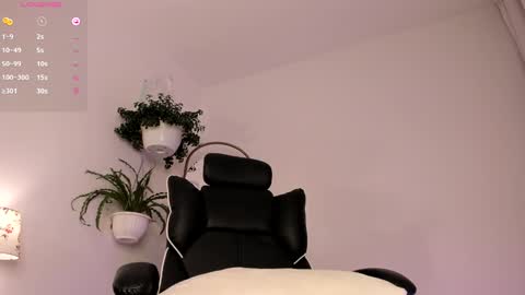 Snapshot of emilyruiz1 chatting on January 10, 2025, 7:21 pm Emily online show from January 10, 2025, 7:21 pm