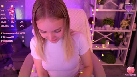 Snapshot of emilysunshines chatting on February 3, 2025, 4:14 am  MY NAME IS Emily WELCOME EVERYONE I WILL BE HAPPY TO GIVE YOU WHAT YOU HAVE DREAMED OF FOR SO LONG online show from February 3, 2025, 4:14 am