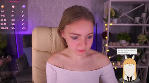 Snapshot of emilysunshines chatting on February 9, 2025, 10:00 pm  MY NAME IS Emily WELCOME EVERYONE I WILL BE HAPPY TO GIVE YOU WHAT YOU HAVE DREAMED OF FOR SO LONG online show from February 9, 2025, 10:00 pm