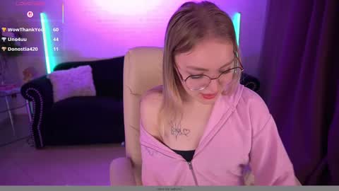 Snapshot of emilysunshines chatting on February 28, 2025, 5:37 am  MY NAME IS Emily WELCOME EVERYONE I WILL BE HAPPY TO GIVE YOU WHAT YOU HAVE DREAMED OF FOR SO LONG online show from February 28, 2025, 5:37 am