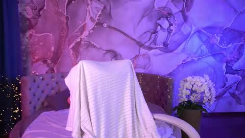 Snapshot of emilysunshines chatting on October 5, 2025, 12:58 pm  MY NAME IS Emily WELCOME EVERYONE I WILL BE HAPPY TO GIVE YOU WHAT YOU HAVE DREAMED OF FOR SO LONG online show from October 5, 2025, 12:58 pm