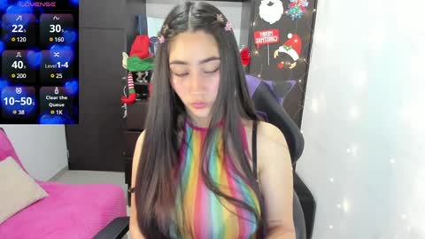 Emy online show from December 4, 2024, 2:26 pm