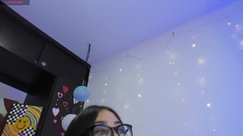 Emy online show from January 9, 2025, 2:22 am