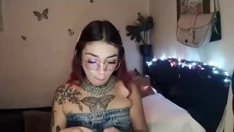 Valentina independent model online show from October 14, 2025, 2:23 am