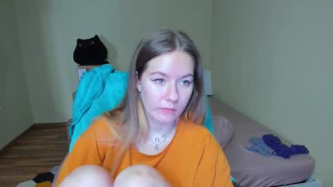 Snapshot of emilyy____ chatting on February 22, 2025, 10:40 am Emily online show from February 22, 2025, 10:40 am