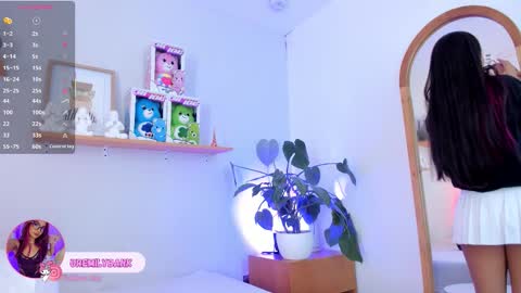 Emily Bank online show from November 7, 2025, 2:17 pm