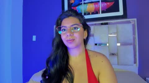 emilyy_cooperr online show from February 21, 2026, 12:06 pm