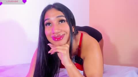 emilyy_walker online show from April 9, 2026, 12:43 pm