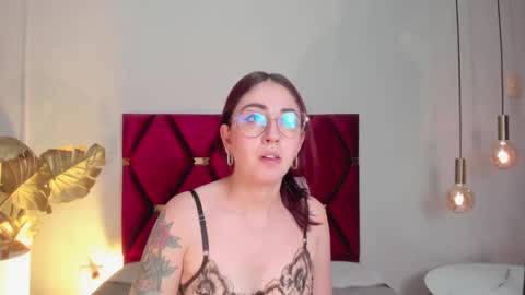 Emilyy Watson online show from September 13, 2025, 11:48 pm