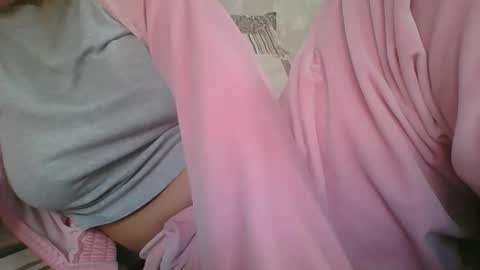 emma_991 online show from October 10, 2025, 9:08 am