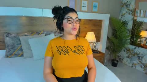 Emma  online show from February 24, 2025, 12:37 pm