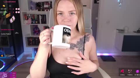 Emma online show from September 18, 2025, 8:55 pm