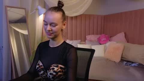 emma_chaser online show from March 25, 2026, 3:34 am