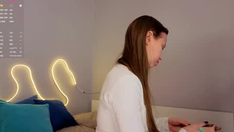 Emma online show from April 14, 2026, 1:44 am