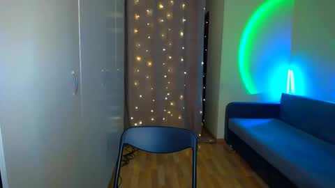 Eva online show from October 27, 2025, 11:58 am