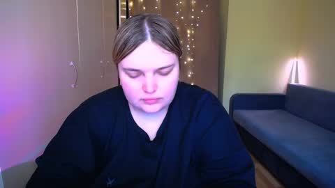 Snapshot of emma_dorn chatting on April 25, 2026, 11:35 am Eva online show from April 25, 2026, 11:35 am