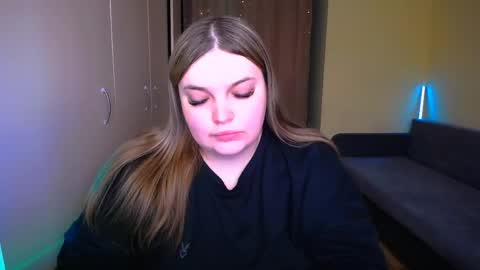 Snapshot of emma_dorn chatting on April 29, 2026, 12:53 pm Eva online show from April 29, 2026, 12:53 pm