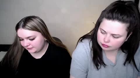 Snapshot of emma_dorn chatting on May 6, 2026, 8:52 am Eva online show from May 6, 2026, 8:52 am