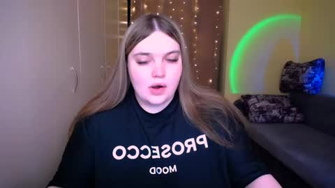 Snapshot of emma_dorn chatting on May 30, 2026, 9:06 am Eva online show from May 30, 2026, 9:06 am