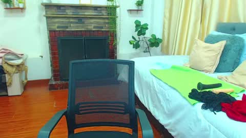 Tell me Emma online show from April 17, 2026, 2:09 pm