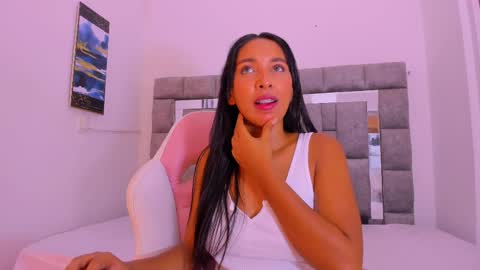 Emma online show from March 2, 2025, 12:43 pm