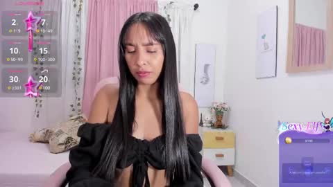 Emma online show from March 3, 2025, 7:06 pm