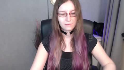 emma online show from October 3, 2025, 5:26 am