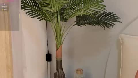 Snapshot of emma_morgann chatting on September 24, 2025, 11:13 am Emma Morgann online show from September 24, 2025, 11:13 am