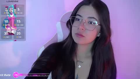 Snapshot of emma_naa chatting on September 21, 2025, 7:32 am Emma online show from September 21, 2025, 7:32 am