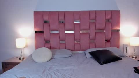 emma_saenz01 online show from December 30, 2024, 12:11 am