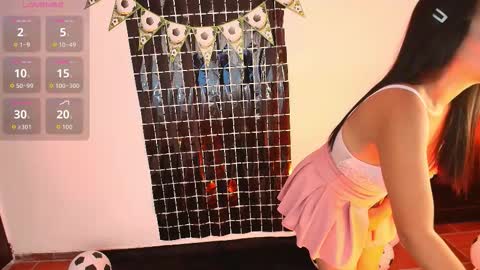 Snapshot of emma_sanz__ chatting on February 19, 2026, 1:29 pm Emma Sanz online show from February 19, 2026, 1:29 pm