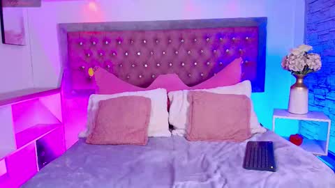 neko  online show from January 14, 2026, 8:25 pm