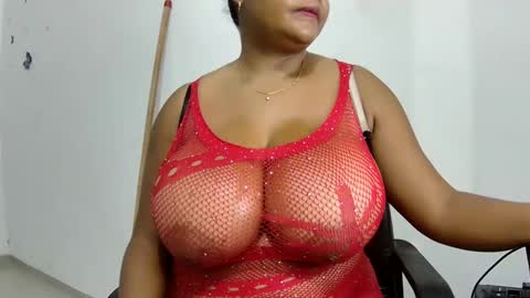 Snapshot of emmaa_5 chatting on January 26, 2025, 5:02 am emma 5 online show from January 26, 2025, 5:02 am