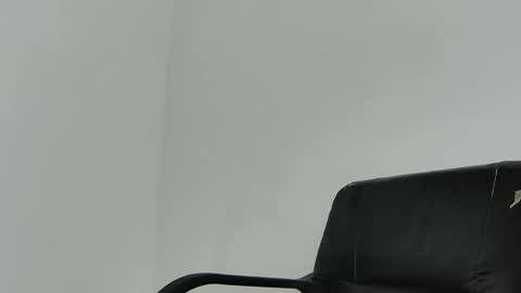 Snapshot of emmaa_5 chatting on December 14, 2025, 2:28 am emma 5 online show from December 14, 2025, 2:28 am