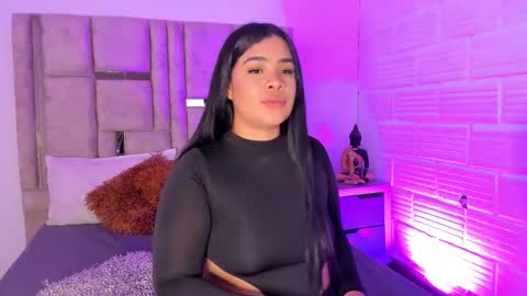 emma becket online show from November 4, 2025, 3:16 am