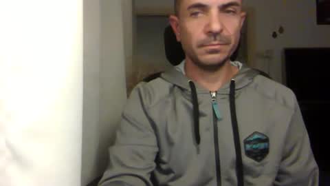 Snapshot of emmagold123 chatting on December 21, 2024, 3:20 pm Ariel online show from December 21, 2024, 3:20 pm