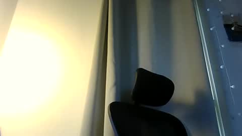 Snapshot of emmagold123 chatting on December 23, 2024, 6:44 am Ariel online show from December 23, 2024, 6:44 am