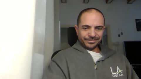 Snapshot of emmagold123 chatting on January 8, 2025, 5:37 am Ariel online show from January 8, 2025, 5:37 am