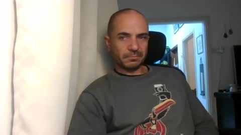 Snapshot of emmagold123 chatting on February 17, 2025, 5:43 pm Ariel online show from February 17, 2025, 5:43 pm