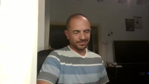 Snapshot of emmagold123 chatting on October 20, 2025, 4:40 pm Ariel online show from October 20, 2025, 4:40 pm