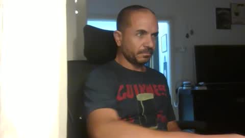 Snapshot of emmagold123 chatting on October 26, 2025, 10:25 pm Ariel online show from October 26, 2025, 10:25 pm