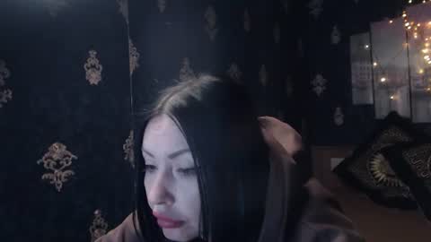 EmmaGoldX online show from March 15, 2026, 1:17 pm