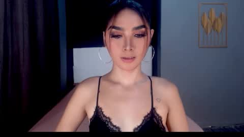 Snapshot of emmahardcockts chatting on June 2, 2026, 1:29 am Emma online show from June 2, 2026, 1:29 am