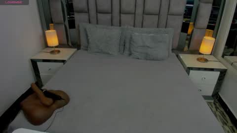 EMMA HILL online show from October 11, 2025, 11:09 am