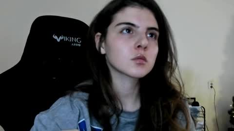 Emma online show from January 6, 2026, 1:37 pm