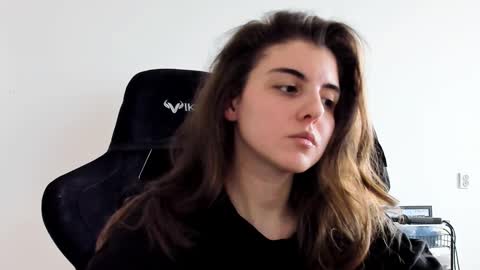 Emma online show from February 11, 2026, 11:48 am