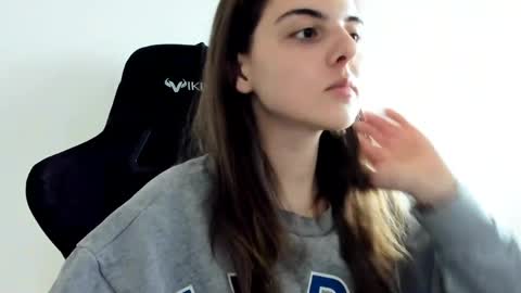 Emma online show from April 3, 2026, 11:52 am