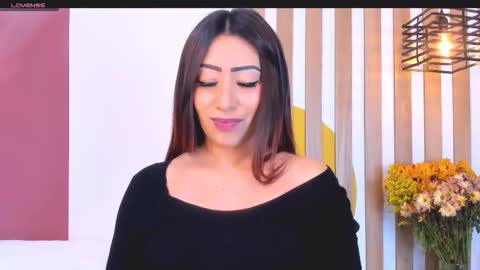 emmanaughty_ online show from November 14, 2025, 10:07 pm